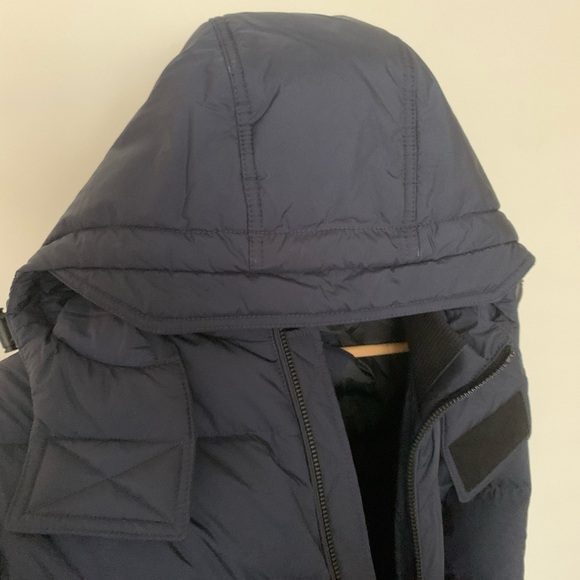 Boss jacket with removable hoodie - Picture 5 of 5